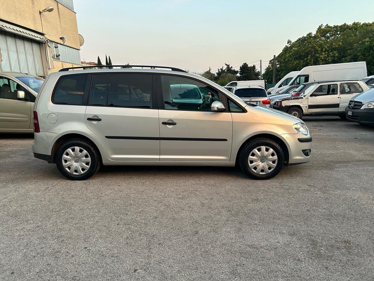 Volkswagen Touran 2.0 Ecofuel 7 Posti