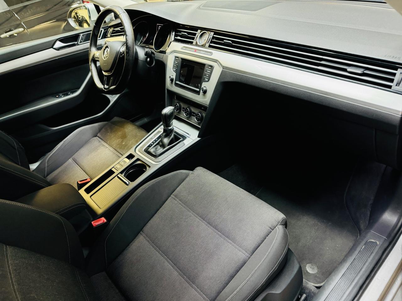 Volkswagen Passat Variant 1.6 TDI DSG*120 CV* BlueMotion*NEOPATENTATI*