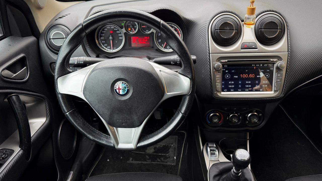 Alfa Romeo MiTo 1.4 Distinctive - 2009