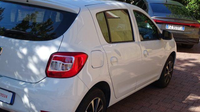 DACIA Sandero 1.2 75CVn cerchi in lega, Neopatentati, Garanzia..