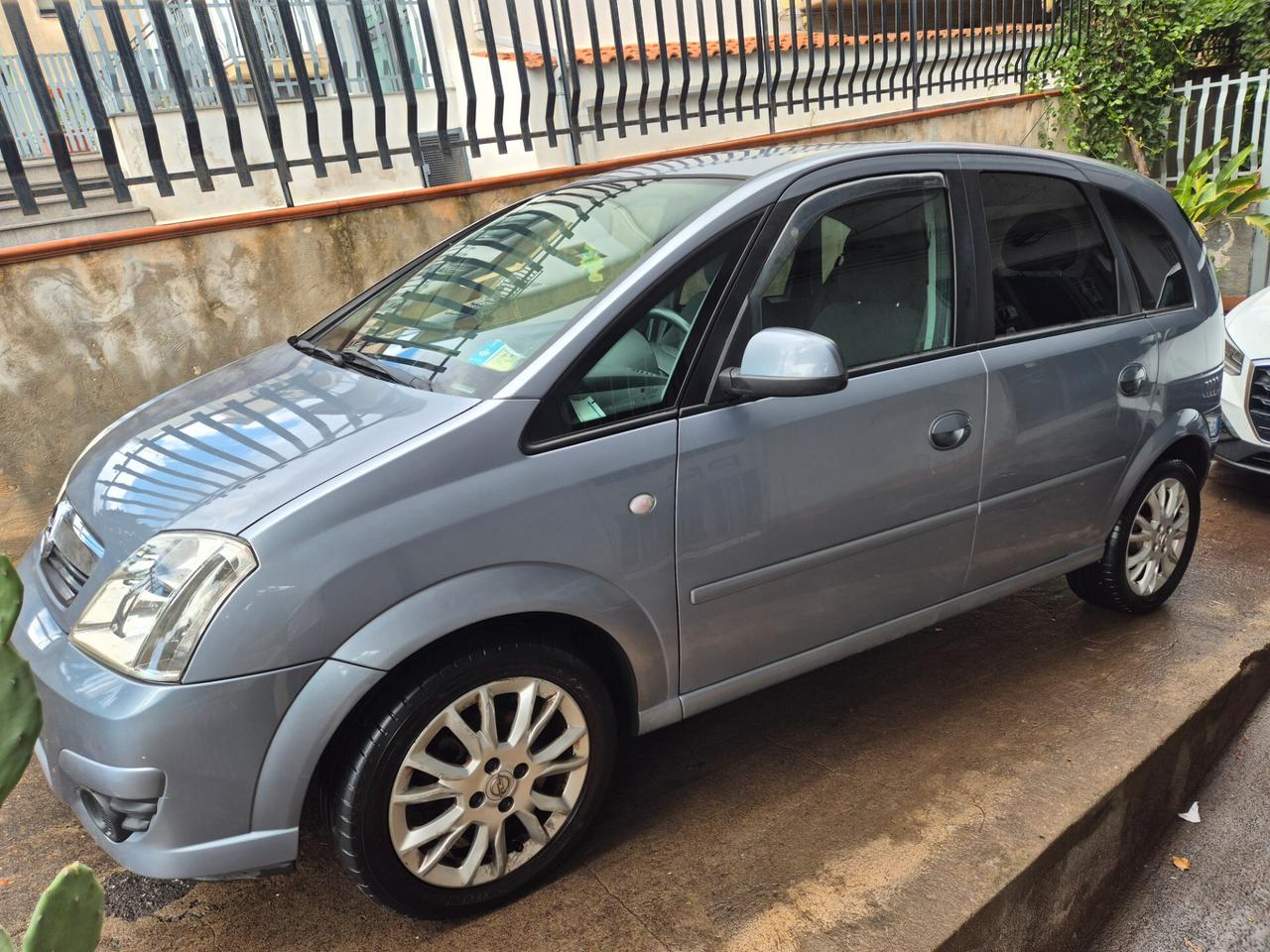Opel Meriva 1.4 16V GPL-TECH Enjoy