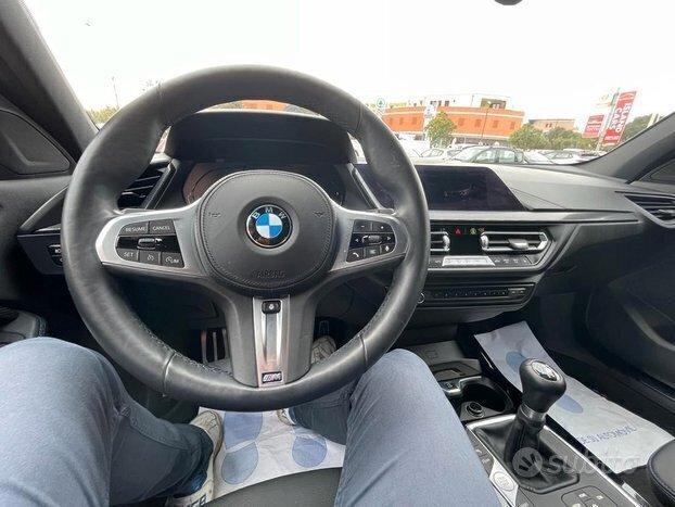 BMW Serie 1 118i M sport Blu Misano 2020