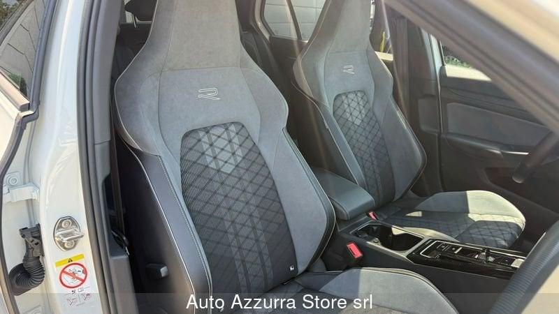 Volkswagen Golf 1.5 eTSI 150cv DSG ACT R-Line *TETTO, 18", PROMO AZZURRA*