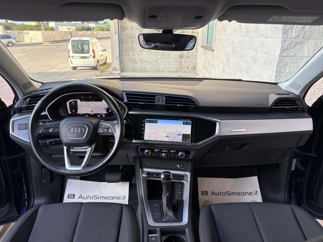 AUDI Q3 35 2.0 TDI S tronic Business COCKPIT