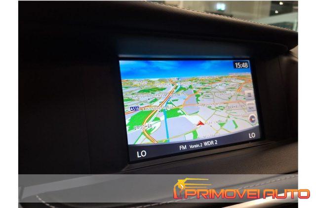 INFINITI Q30 2.2d DCT