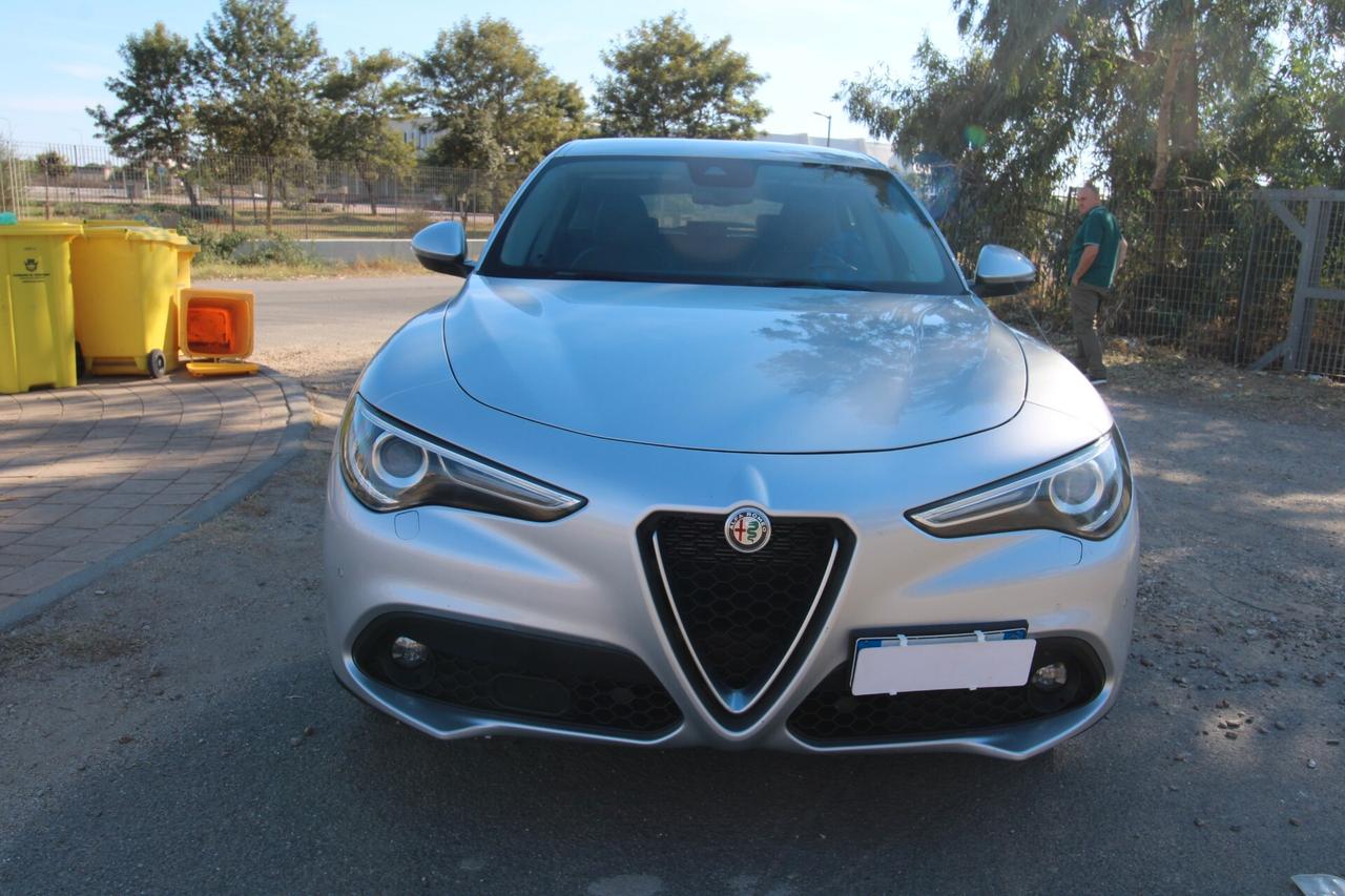 Alfa Romeo Stelvio 2.2 Turbodiesel 190 CV AT8 RWD Executive