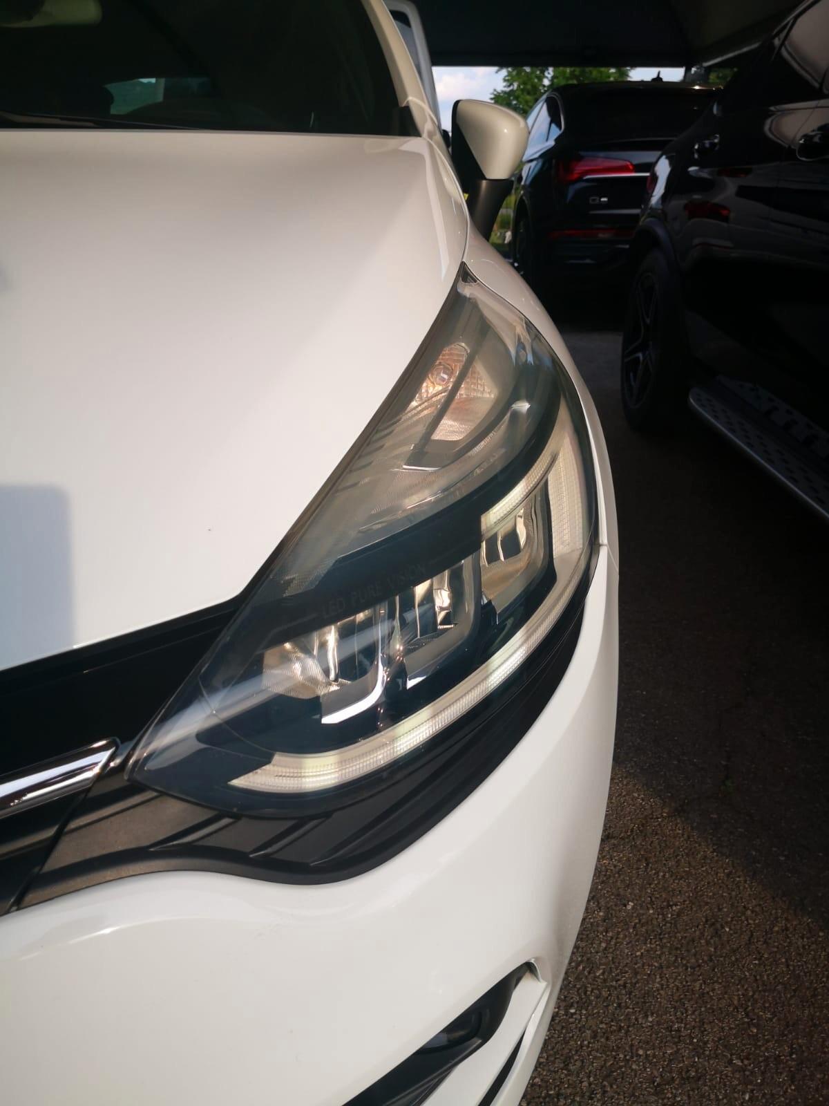 Renault Clio dCi 8V 90CV EDC Start&Stop 5 porte Energy Intens