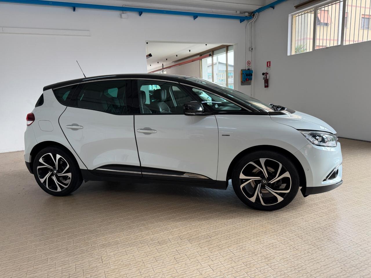 Renault Scénic dCi 160 CV EDC Energy Bose Automatic