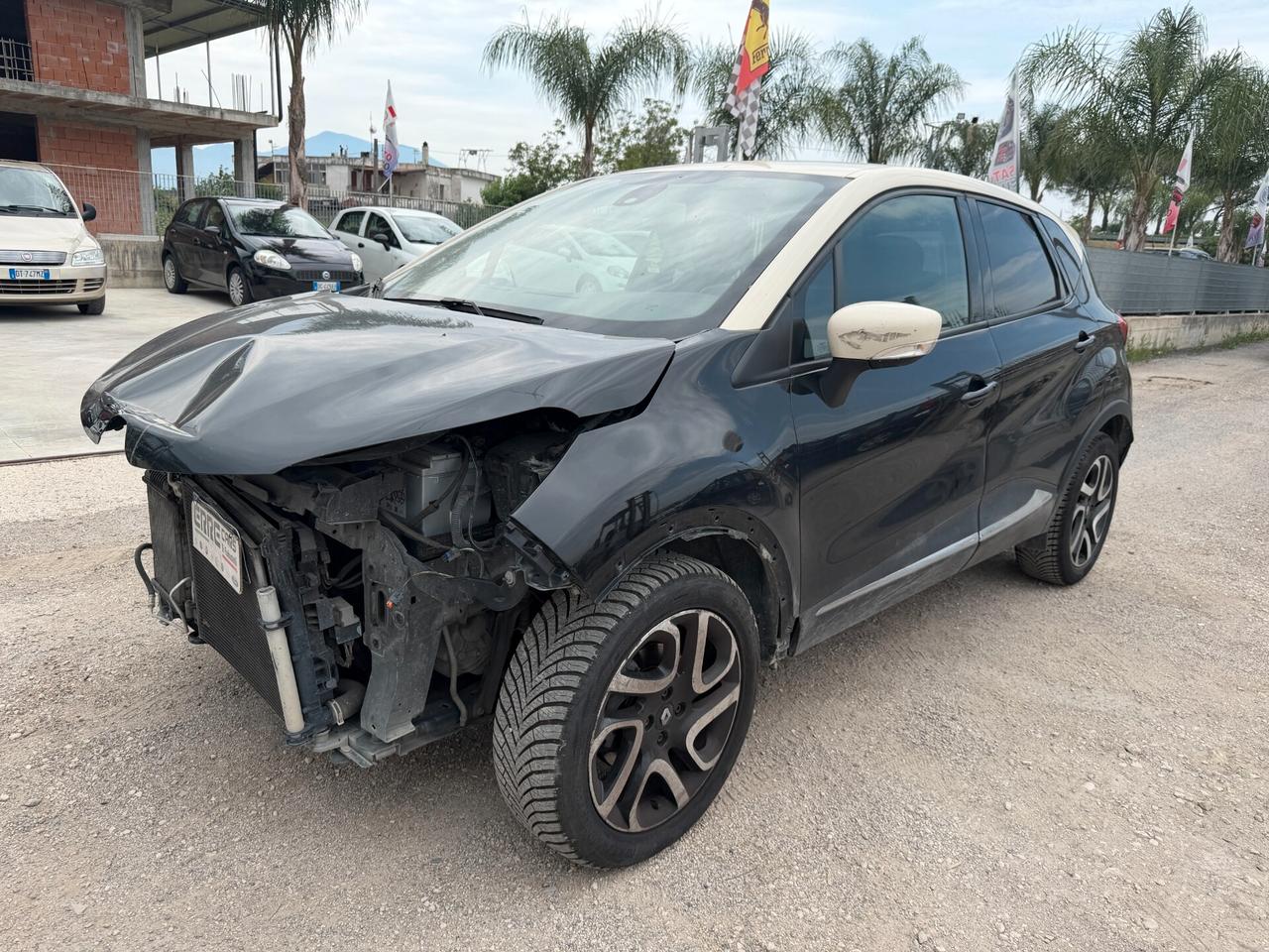 RENAULT CAPTUR 2016 1.5 DIESEL AUTOM 90 CV *MARCIANTE