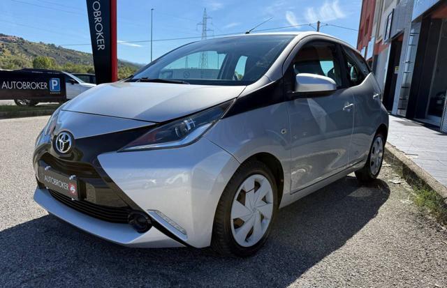 TOYOTA Aygo 1.0 VVT-i 69 CV 5 porte x-business