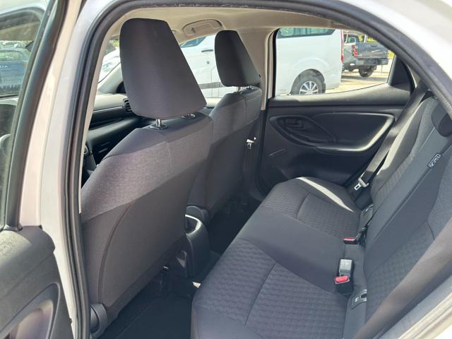 TOYOTA Yaris 1.0 5 porte