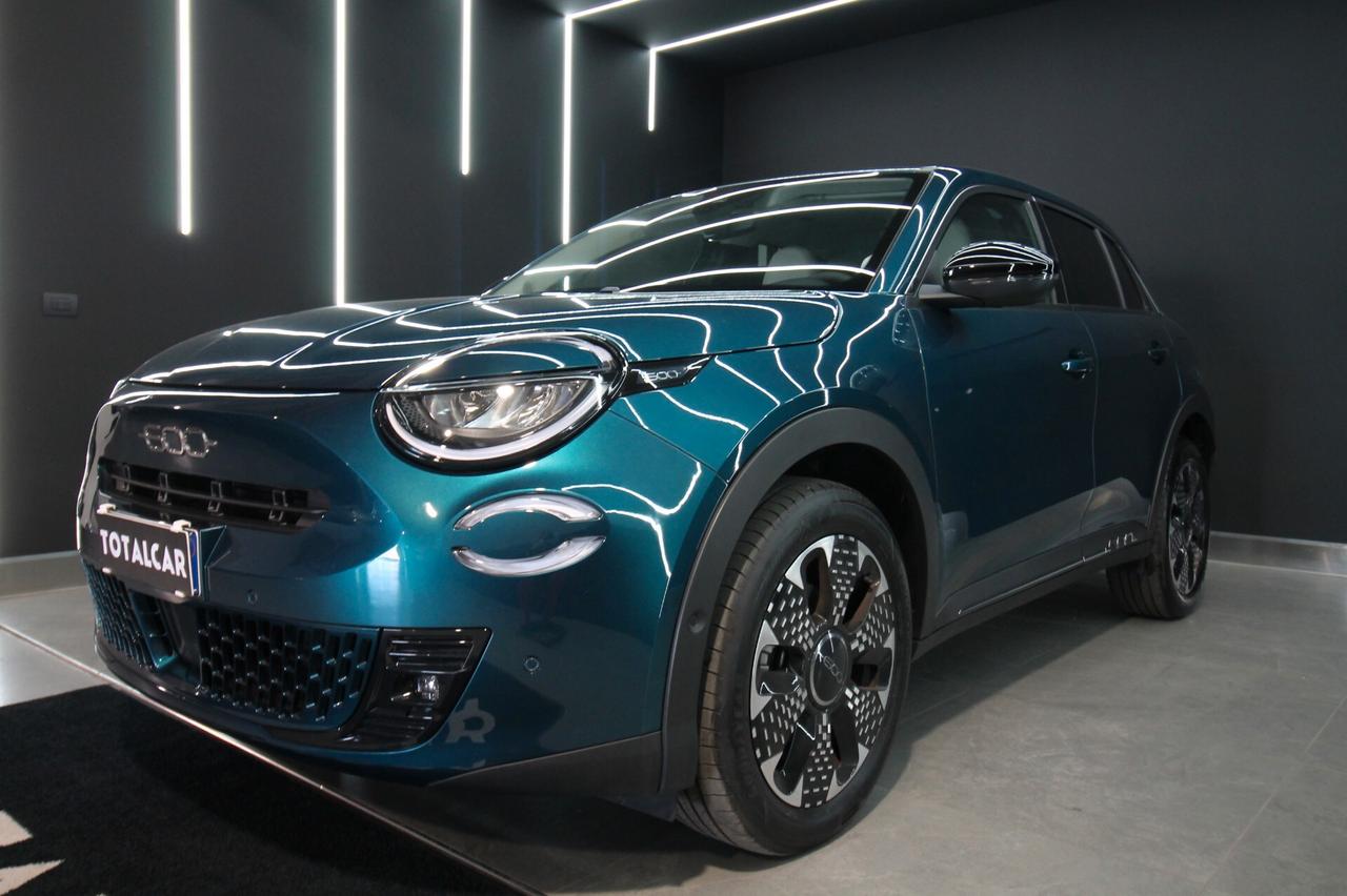 FIAT 600 1.2 HYBRID LA PRIMA 110 CV