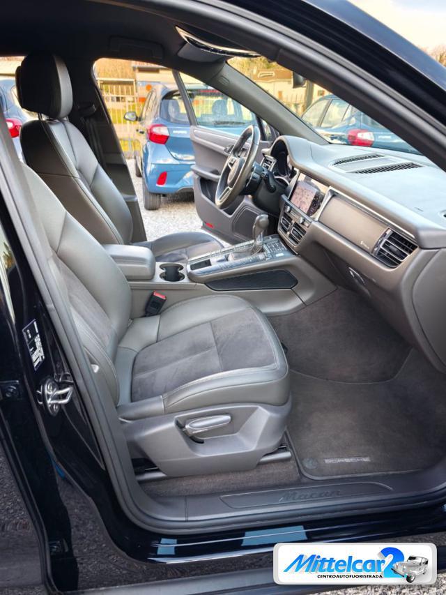 PORSCHE Macan 2.0