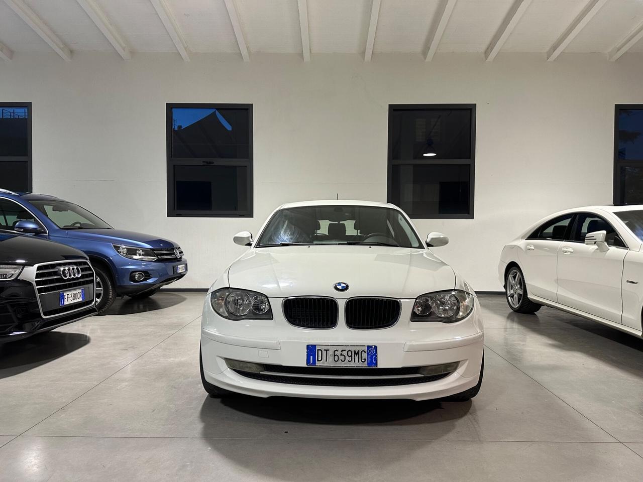 Bmw 116 116i cat 5 porte Futura