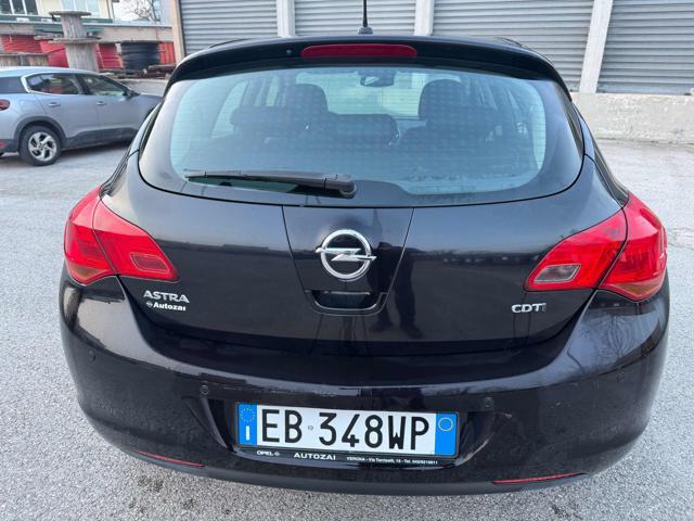OPEL Astra 1.7 CDTI 110CV 5p Cosmo senza lavoro da fare