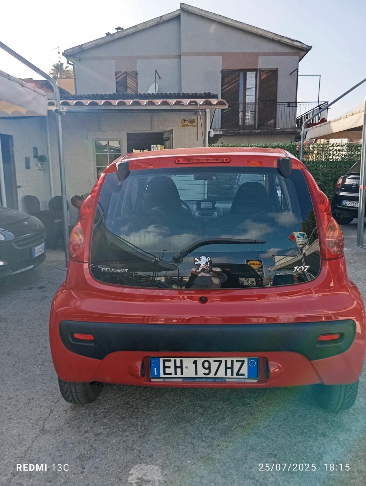 Peugeot 107 1.0 68CV 5p. Allure