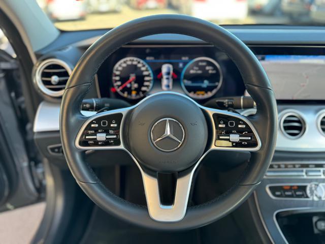 MERCEDES-BENZ E 220 d 4Matic Auto Business Sport