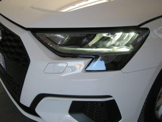 AUDI A3 SPB 30 g-tron S tronic Business