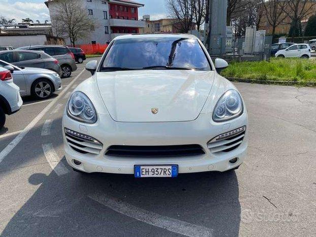 Porsche Cayenne 3.0 V6 tdi tiptronic