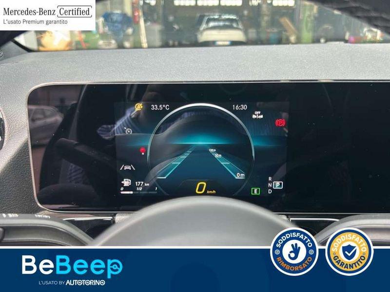 Mercedes-Benz GLA 200 D SPORT 4MATIC AUTO