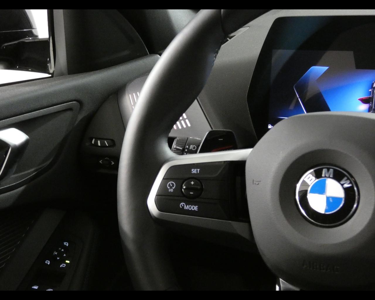 BMW Serie 1 (F70) - 118d MSport Pro