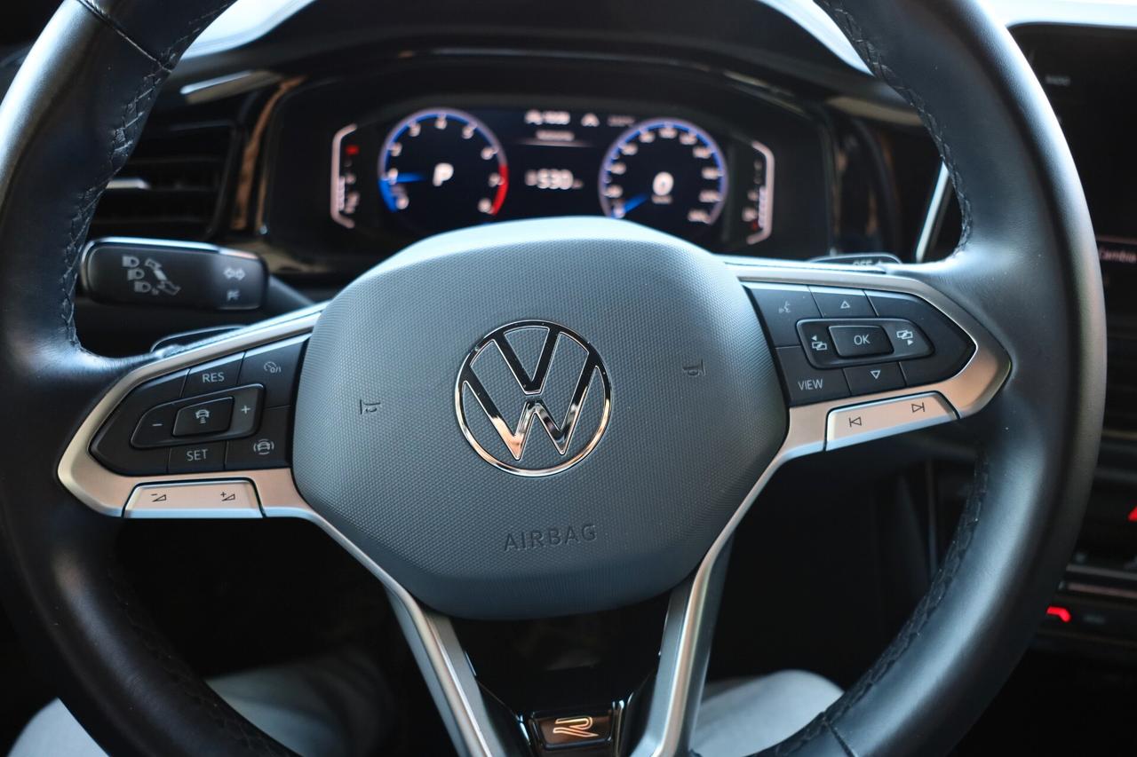 VOLKSWAGEN T-ROC 1.5 TSI ACT DSG R-Line BLACK EDITION