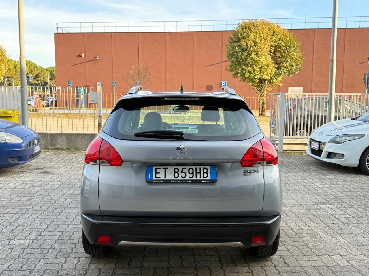Peugeot 2008 1.6 e-HDi 115 CV Stop&Start Allure