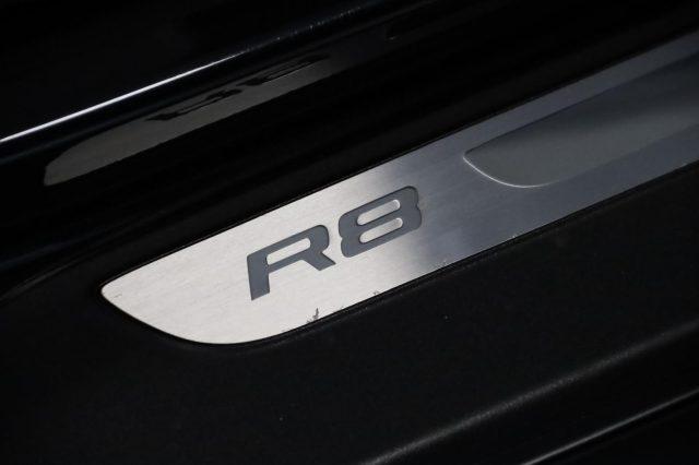 AUDI R8 Spyder 5.2 V10 FSI quattro R tronic
