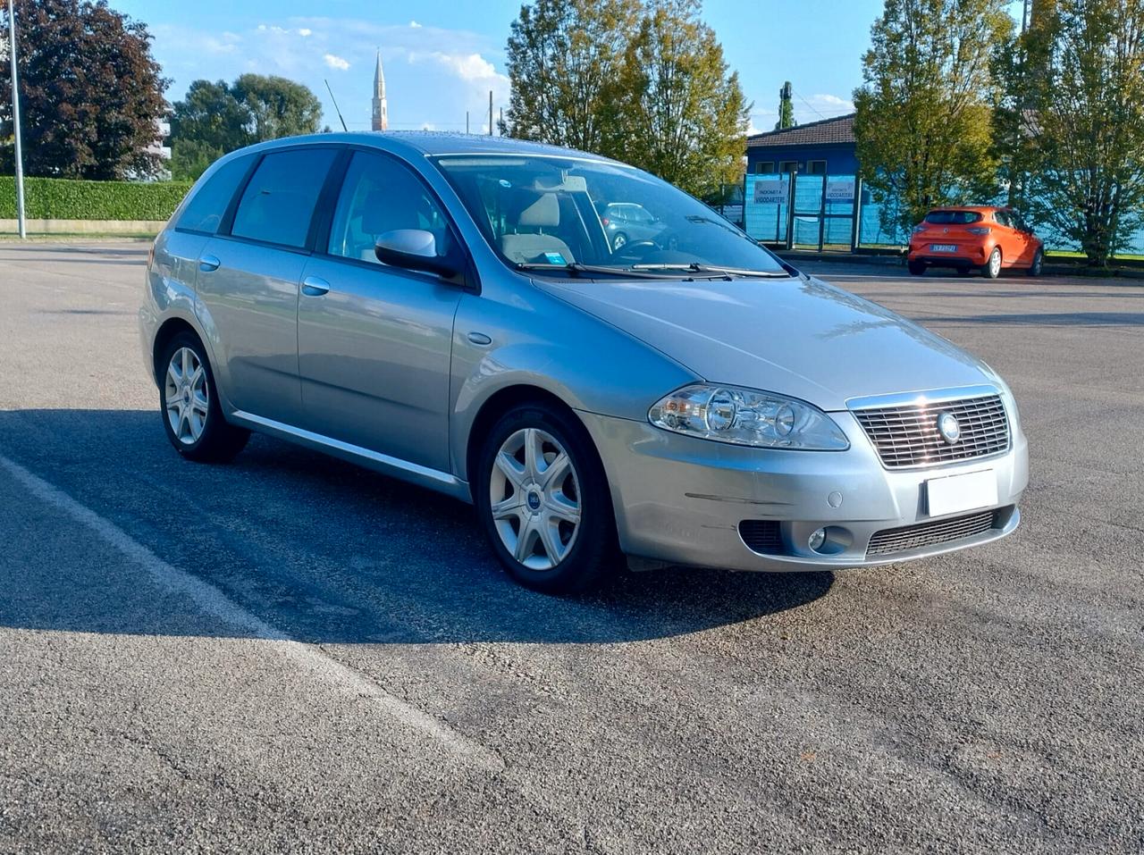 Fiat Croma 1.9 jtd 150cv GANCIO TRAINO