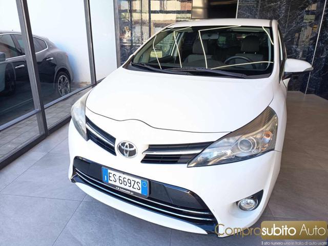 TOYOTA Verso 2.0 D Active 7 posti