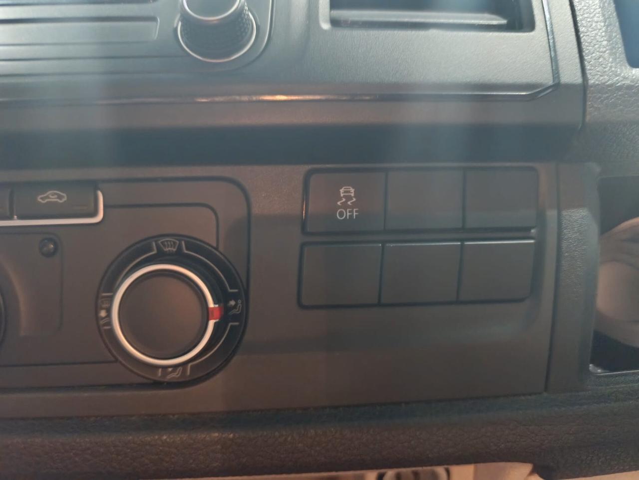 Volkswagen Caravelle DEL 2019 - DSG EURO 6 B GANCIO TRAINO -