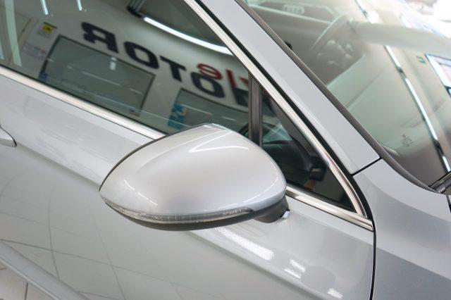 VOLKSWAGEN Passat Variant 2.0 TDI SCR 122 CV EVO DSG Business