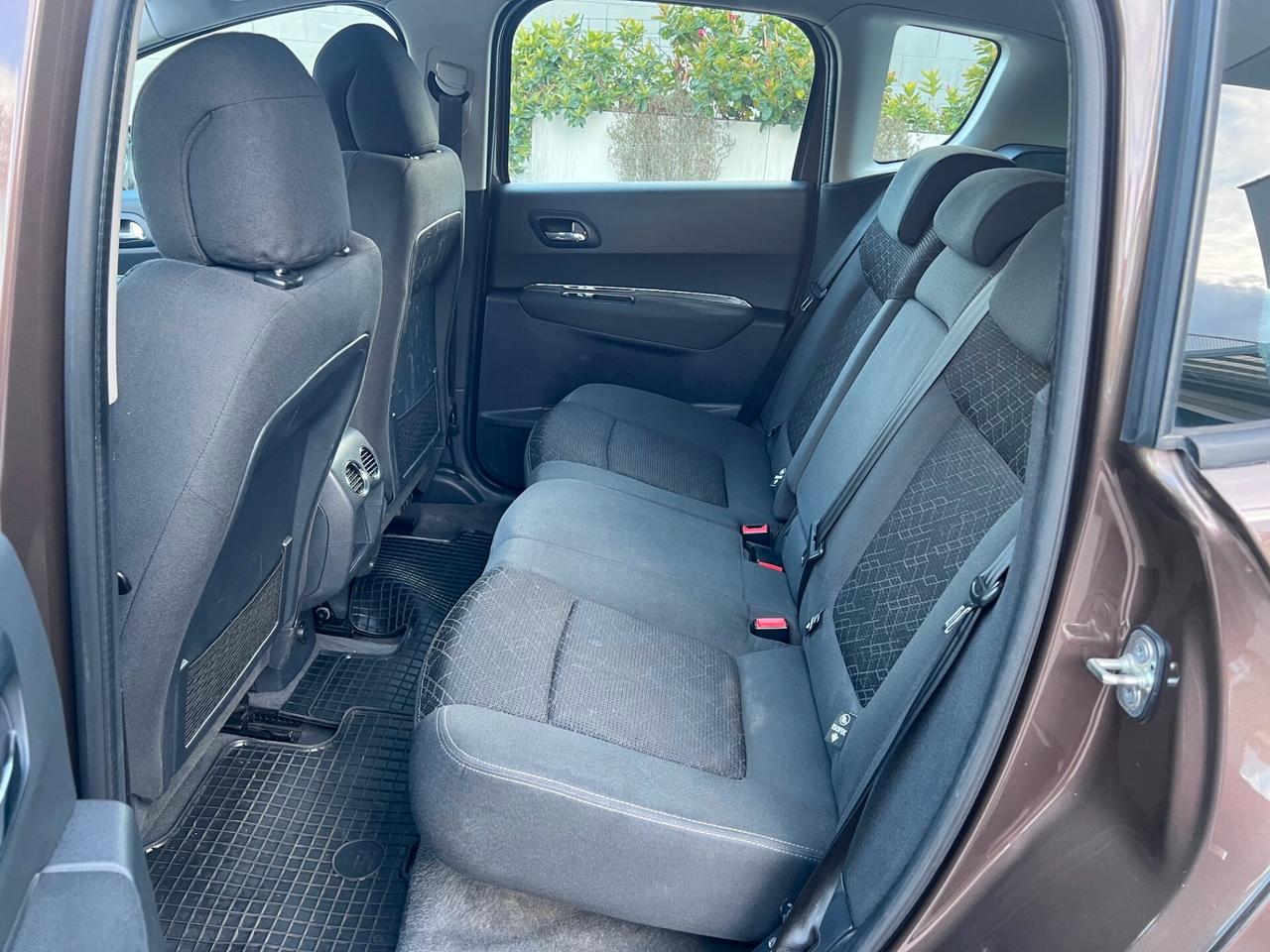 Peugeot 3008 1.6 hdi 8v Business 115cv fap PDC/CLIMA/TEL. PERF.