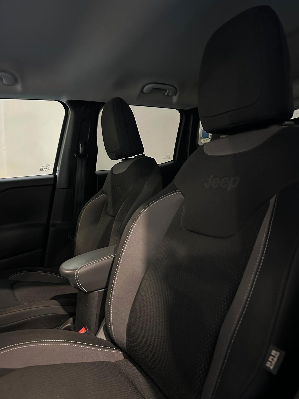 Jeep Renegade 1.5 Turbo T4 MHEV Limited