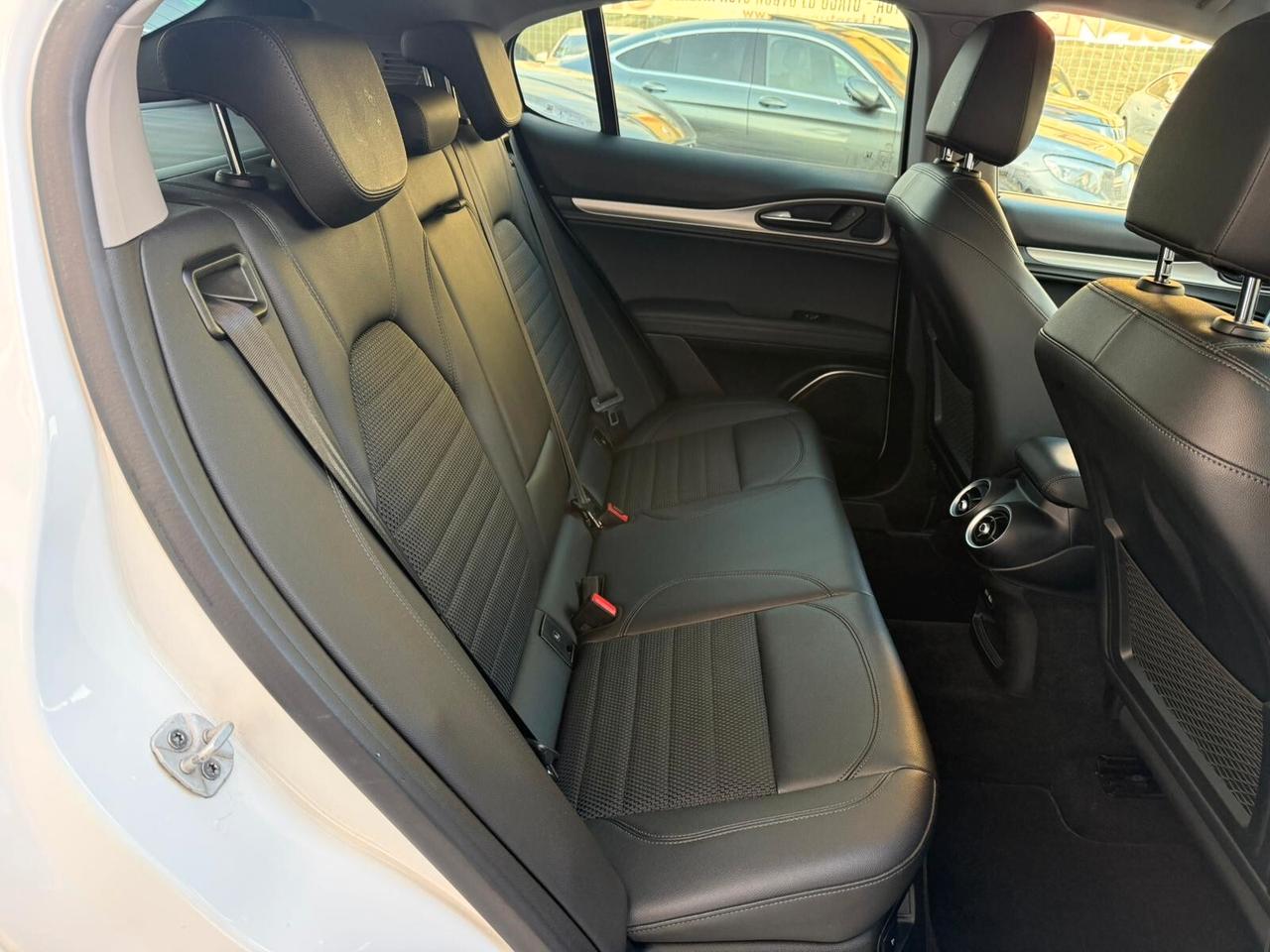 Alfa Romeo Stelvio 2.2 Turbodiesel 190 CV AT8 Q4 Sprint