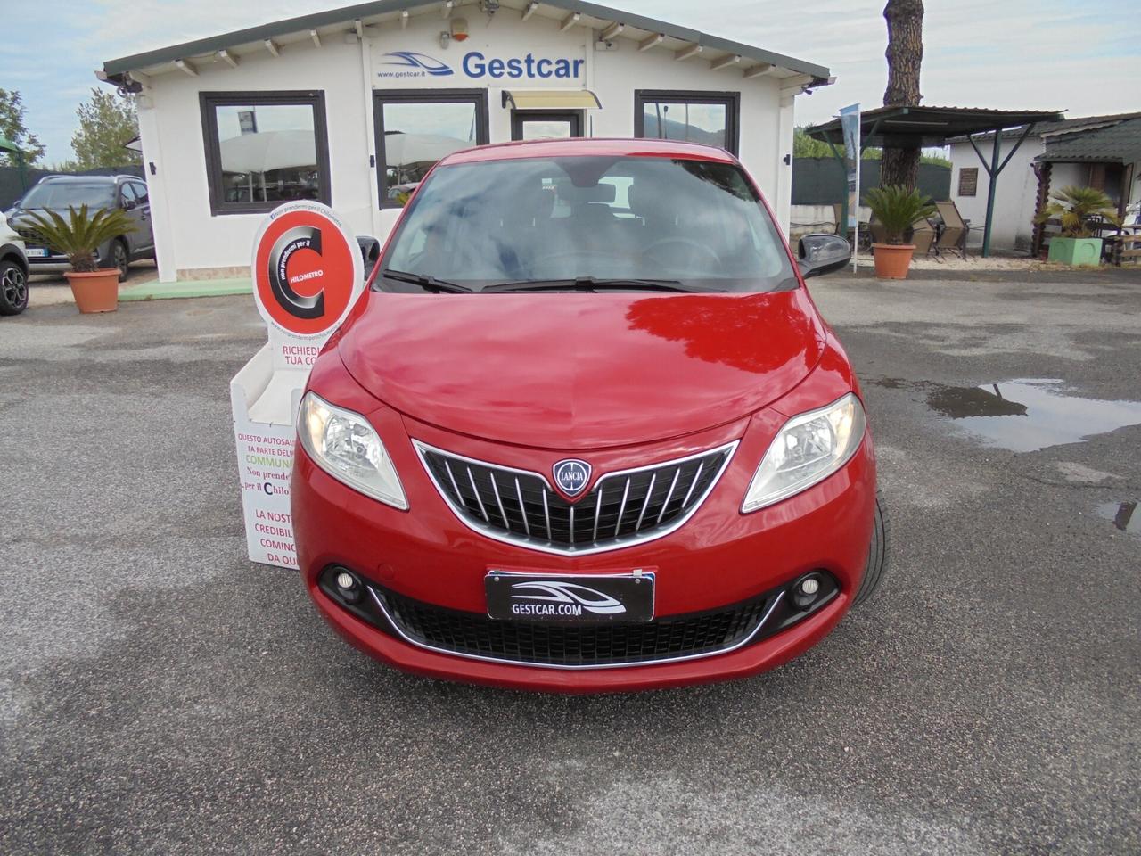 Lancia Ypsilon 1.0 FireFly 5 porte S&S Hybrid Gold