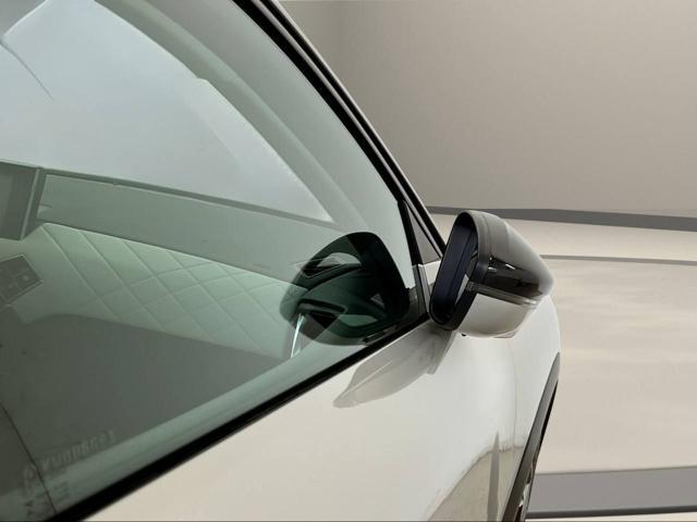 DS AUTOMOBILES DS 3 Crossback E-Tense So Chic