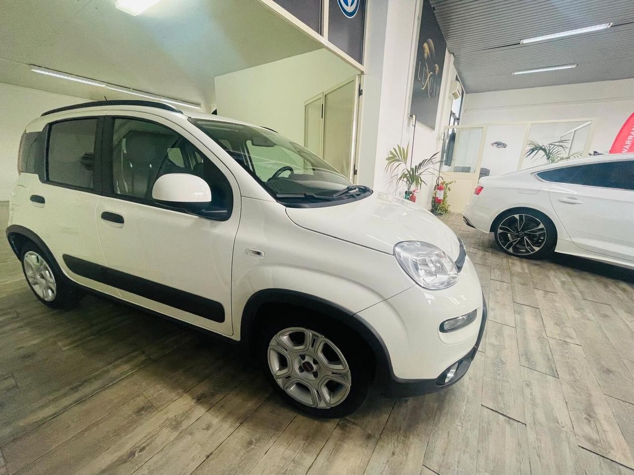 Fiat Panda 1.0 FireFly S&S Hybrid City Life 5 posti Aziendale nessun vincolo finanziario