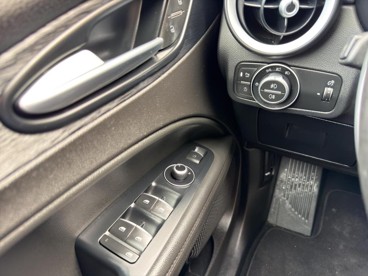 Alfa Romeo Stelvio 2.2 t 160cv Sport Tech 2019