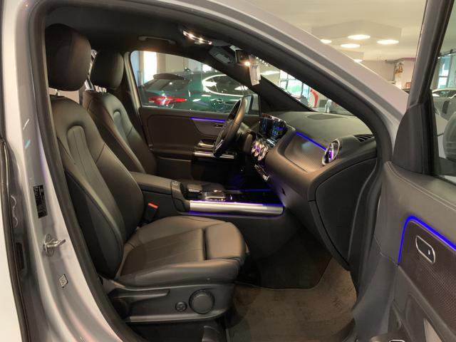 MERCEDES-BENZ GLA 200 Automatic Premium