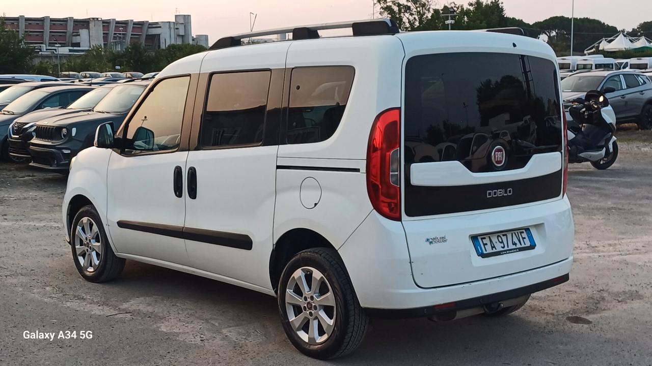 Fiat Doblo Natural Power Lounge 7 posti