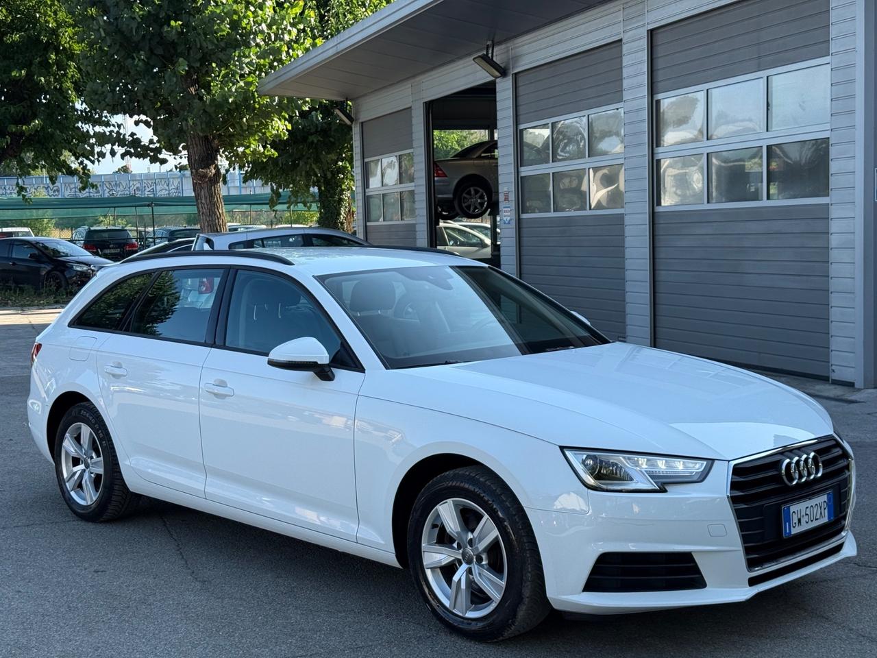 Audi A4 2.0 TDI 150 CV clean diesel quattro Advanced
