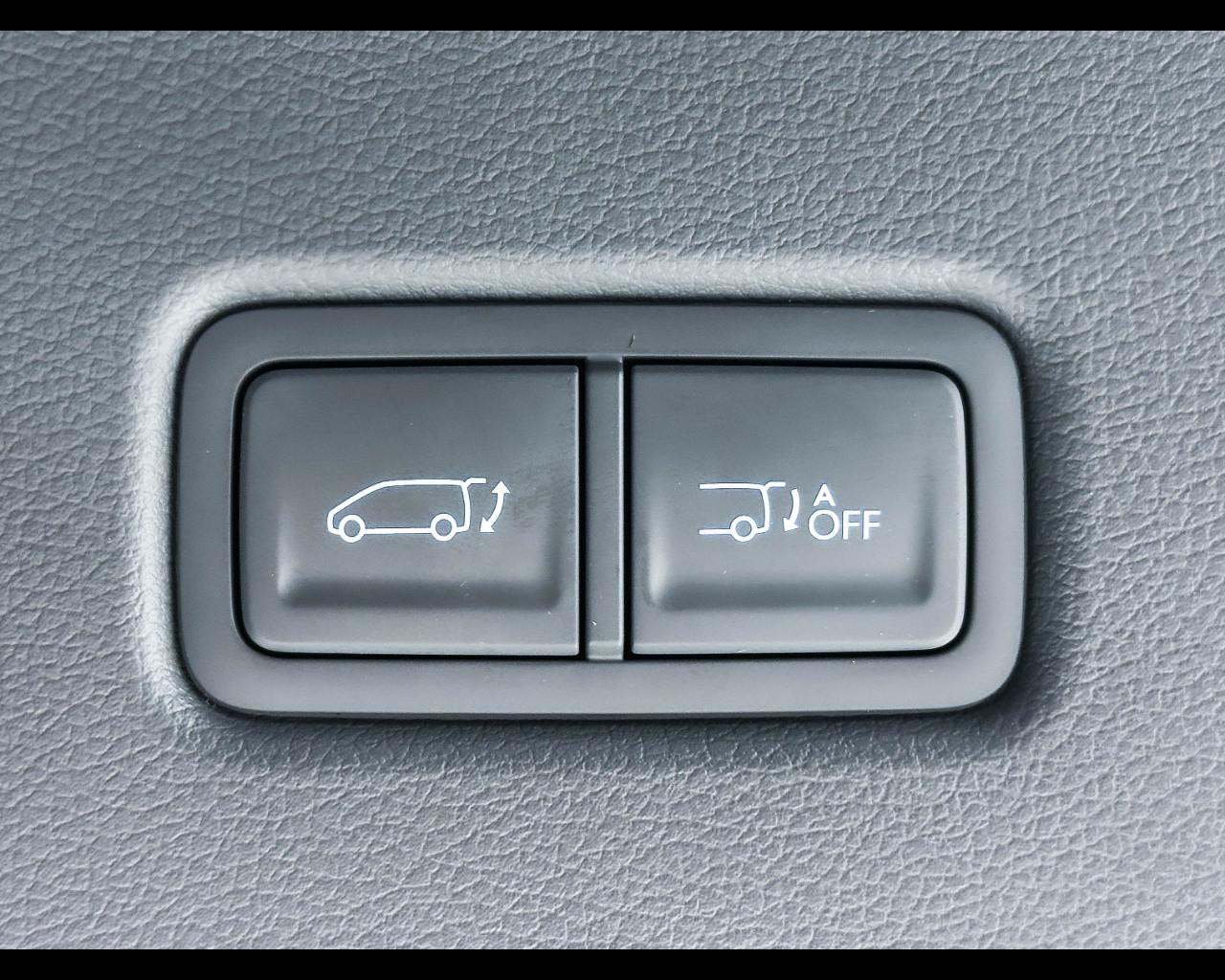 HYUNDAI Staria - Staria 2.2 AT 2WD 7 posti Luxury