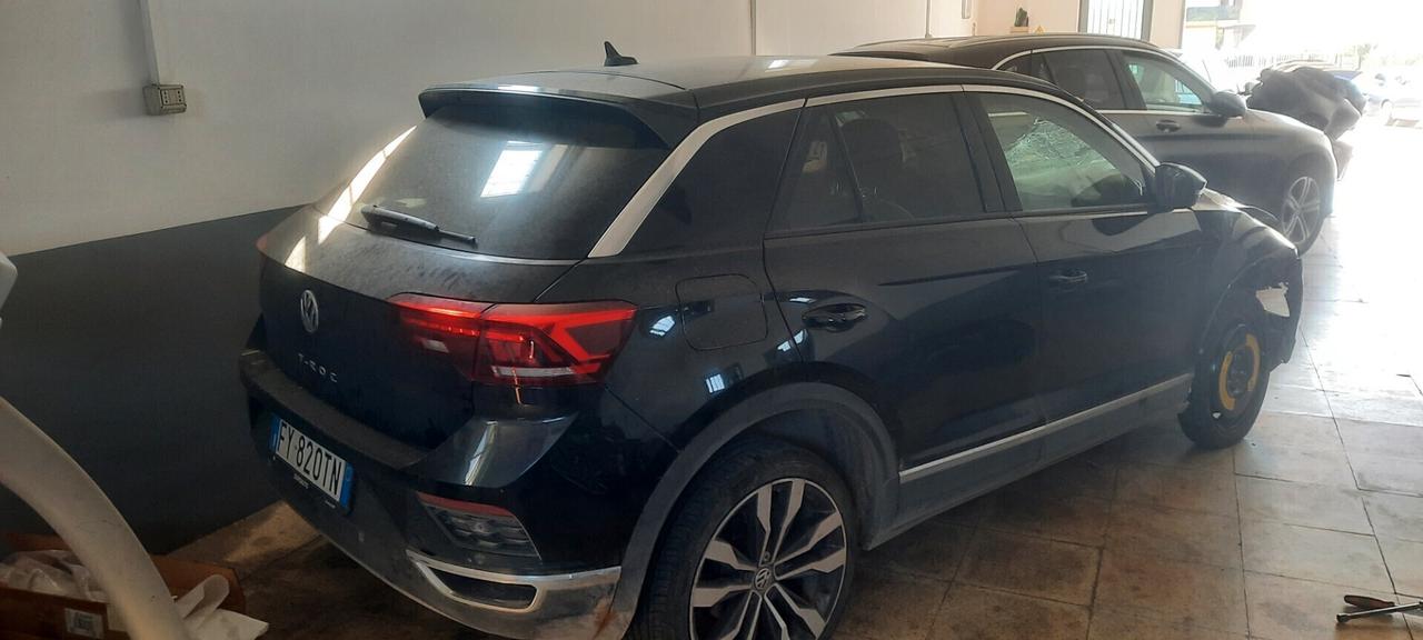 Volkswagen T-Roc cc16 116cv tdi anno 2019