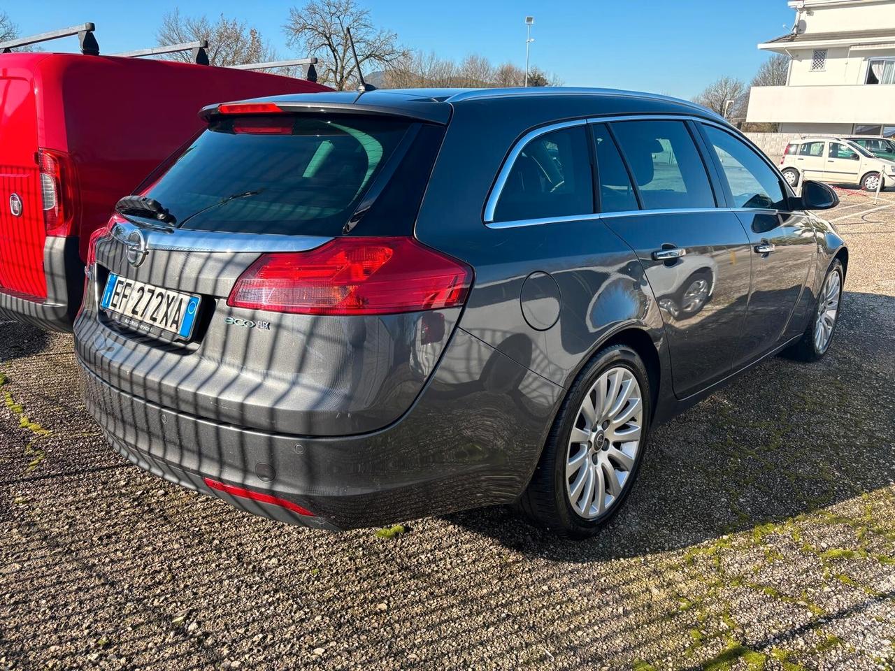 Opel Insignia 2.0 CDTI Sports Tourer - 2010