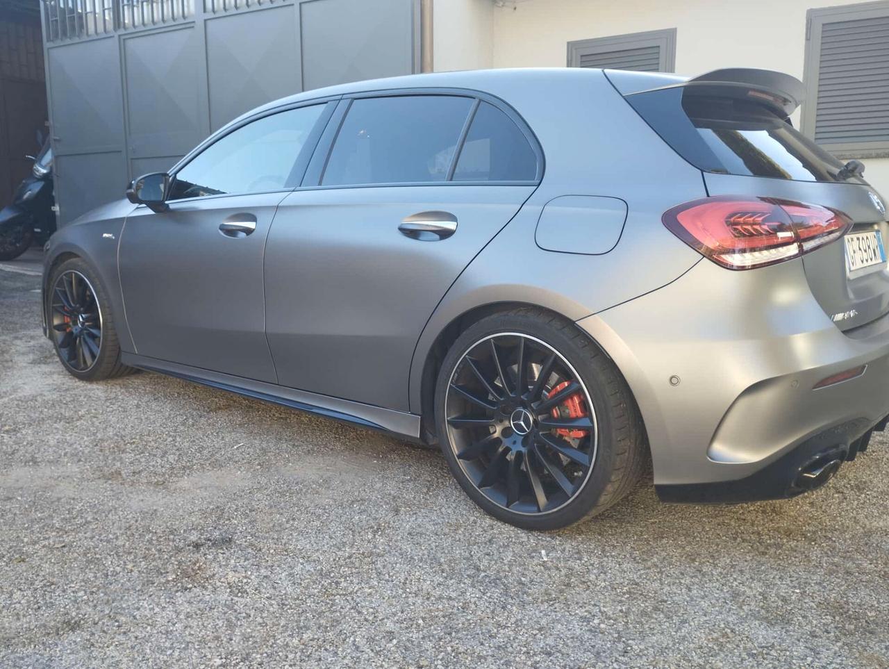 Mercedes-benz A 35 AMG RACE EDITION