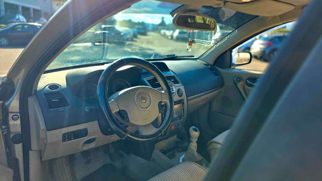 Renault Megane Mégane 1.5 dCi 110CV Dynamique