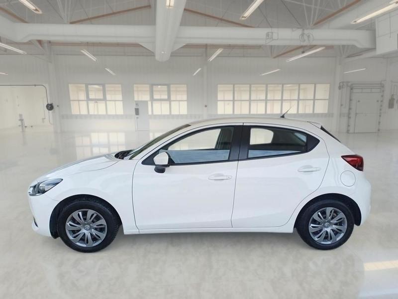 MAZDA 2 1.5 E-SKYACTIV-G M HYBRID 90 CV EVOLVE 5 PORTE BERLINA
