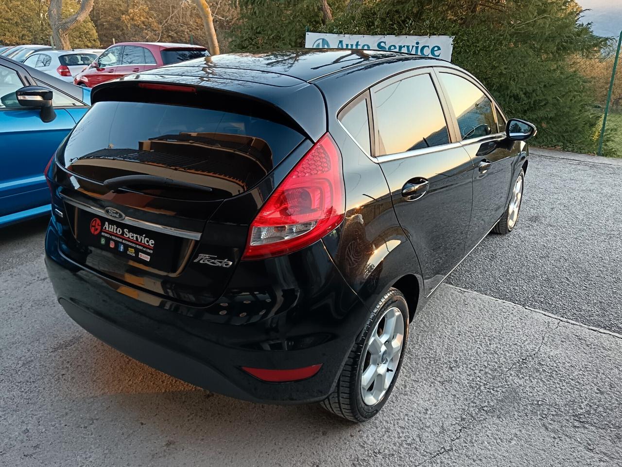 Ford Fiesta 1.4 TDCI 68CV TITANIUM NUOVISSIMA