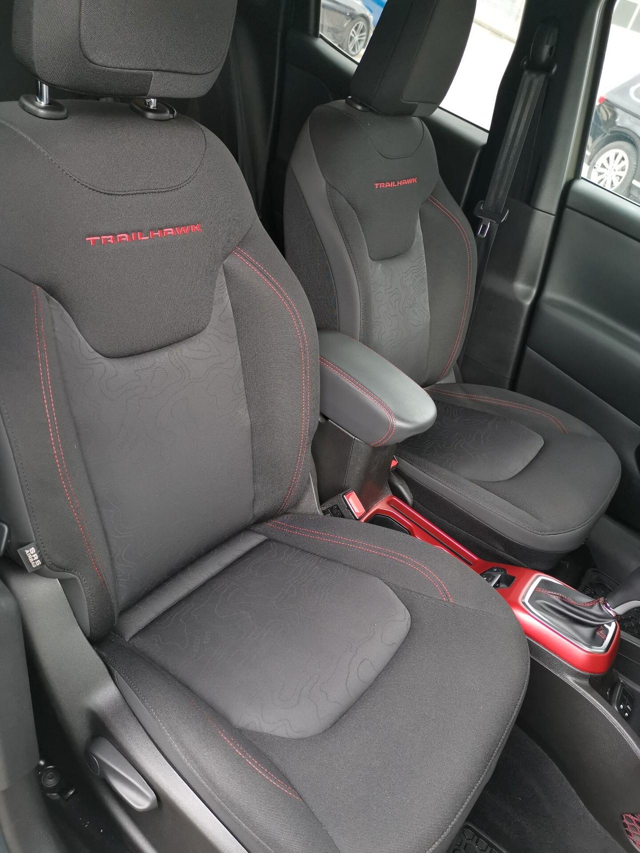 Jeep Renegade 1.3 T4 240CV PHEV 4xe AT6 Trailhawk